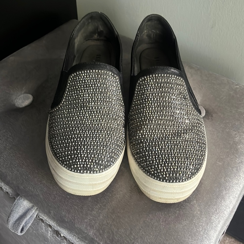 Gently Used Memory Foam Sketchers With Bling. - image 1